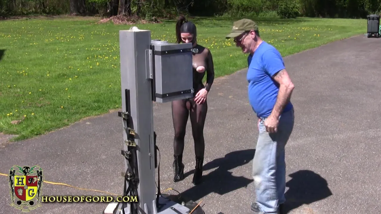 Bound whore gets canned by an older man during the day